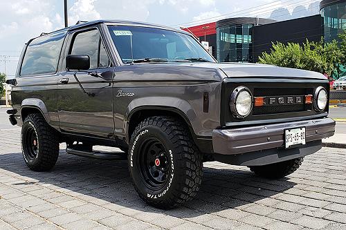 David Vargas 1987 Ford Bronco II