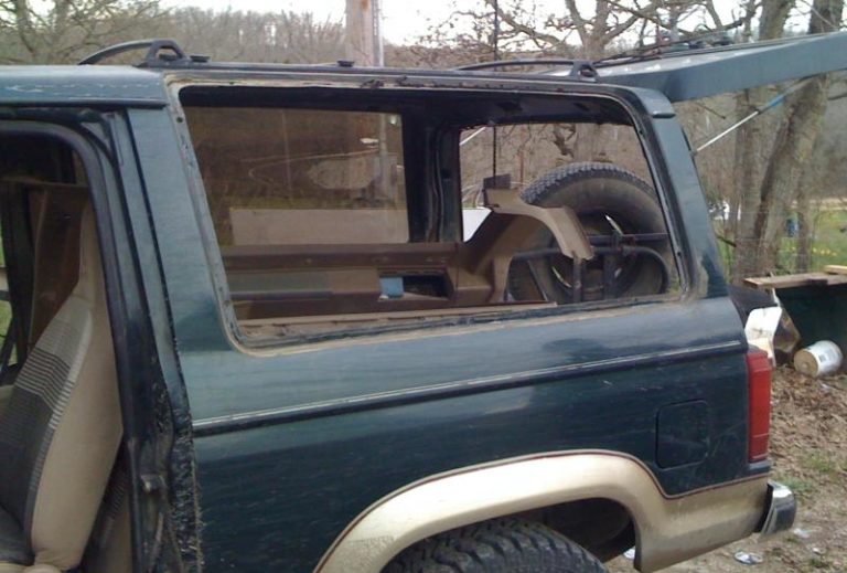 Removing Bronco II Rear Side Windows By dano2664 Bronco Corral
