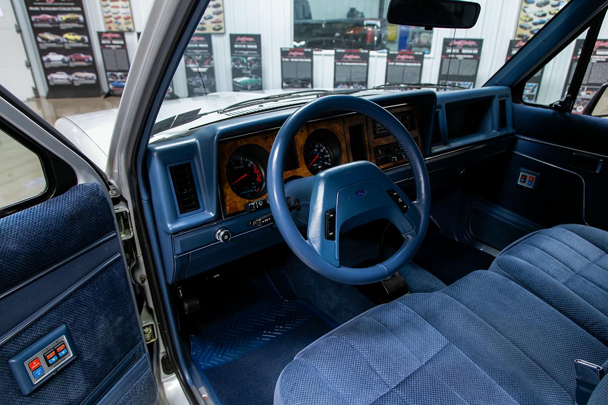 1988 ford on sale bronco interior